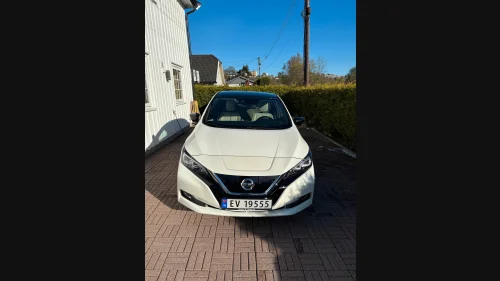 NISSAN LEAF 40kWh 40kWh Tekna