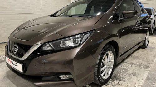 NISSAN Leaf 40kWh 40kWh/ACC//BOSE/N-CONNECTA+++