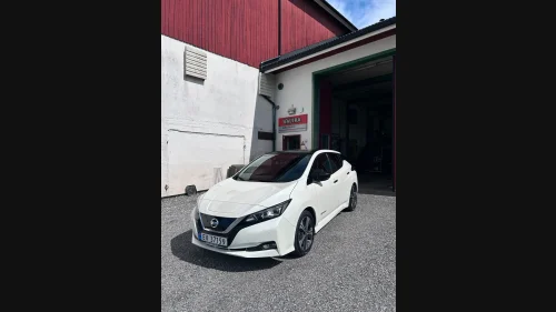 NISSAN Leaf 40kWh 40kWh Tekna Leather 2-tone NYPOLERT