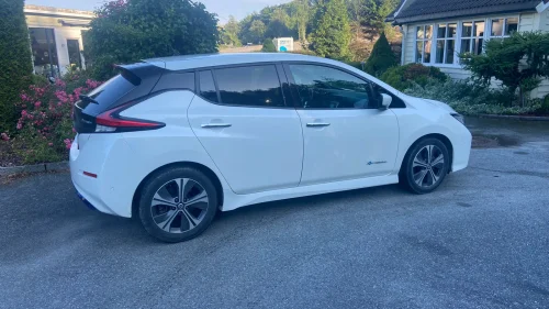 NISSAN Leaf 40kWh Tekna 40 kwt - TEKNA - ACC - NAVI - BOSE - 360 K- DAB++