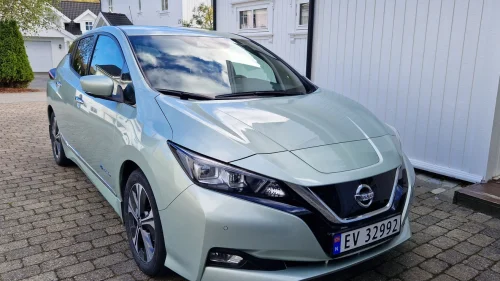 NISSAN Leaf 40kWh 40kWh TEKNA/360 KM/ACC/BOSE/RATT V/NAVI/SKINN7++++