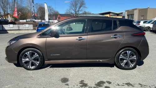 NISSAN Leaf 40kWh 40kWh Tekna /360˚kamera/BOSE/SKINN/LED/RATTVARME