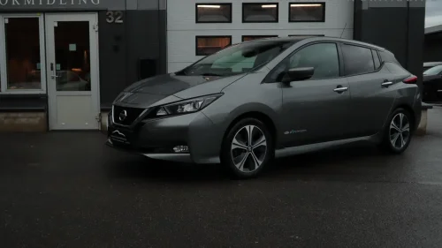 NISSAN Leaf 40kWh 40kWh N-Connecta/BOSE/ ACC/ 360/ Navi+