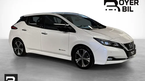 NISSAN Leaf 40kWh Tekna 40 kWh 270km Bose 360 Acc Navi Dab EU2028