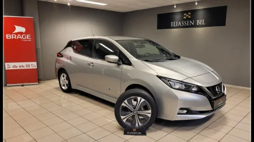 NISSAN Leaf 40kWh 40kWh N-Connecta / LED / 360Kam / Navi / Norsk