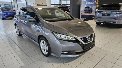 NISSAN Leaf 40kWh N-Connecta 40KWH, *NORSK* LAV KM, APP, 360 Kamera, Varm