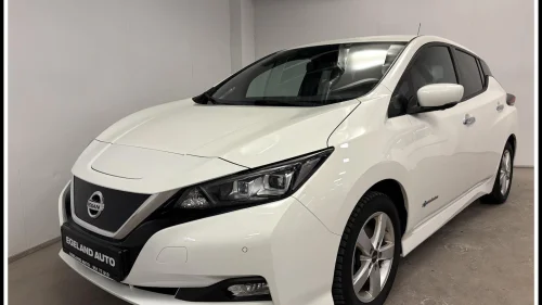 NISSAN Leaf 40kWh 40kWh 360*kamera Apple Carplay Varme i Ratt Keyless +++