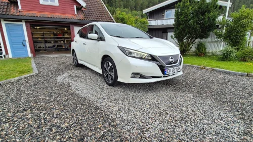 NISSAN Leaf 40kWh 40kWh Tekna (TOPPUTGAVE) Lav Km!