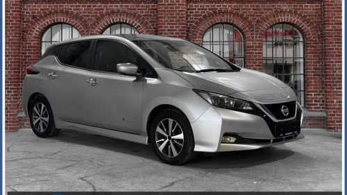 NISSAN Leaf 40kWh 40kw LED Varmepumpe Norsk Kamera Rekkevidde 270 km.