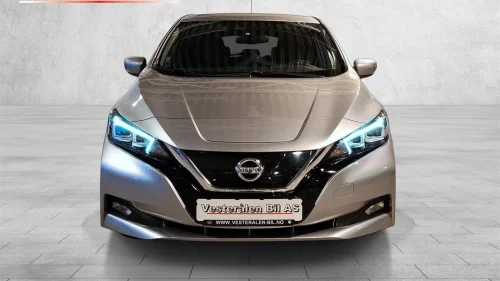 NISSAN Leaf 40kWh 40Kwh, Tekna, BOSE, ACC, DAB, BT, R-cam, +++