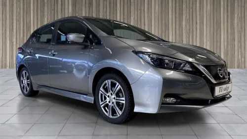 NISSAN Leaf 40kWh 40KWH, N-Connecta, delskinn
