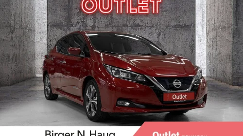 NISSAN Leaf 40kWh 40kWh N-Connecta OUTLET | RØD LEAF? TA EN TITT PÅ DENNE