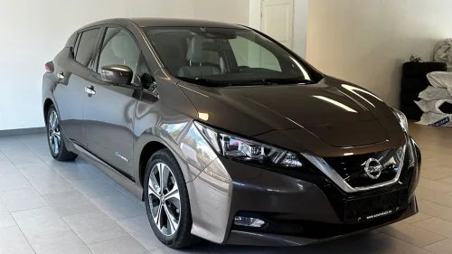 NISSAN Leaf 40kWh 40kW Tekna Bose E-Pedal 360Kam Autopilot EU-06.27 Norsk