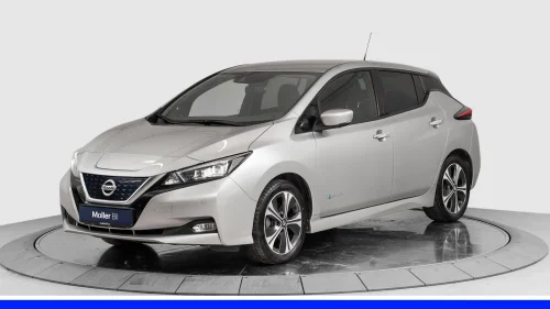 NISSAN Leaf 40kWh 40kWh Tekna - 360kam, BOSe, Navi, ACC