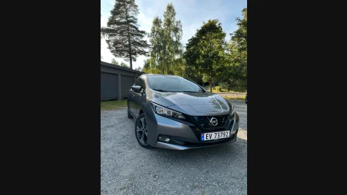 NISSAN Leaf 40kWh 40kWh|TEKNA|BOSE|LED|Delskinn|Navi|360 kamera|Rattvarme