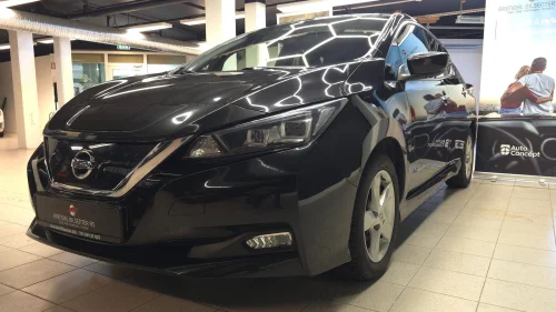 NISSAN Leaf 40kWh 40kWh / TEKNA / ACC / R.KAMERA / NAVI / VARME-RATT