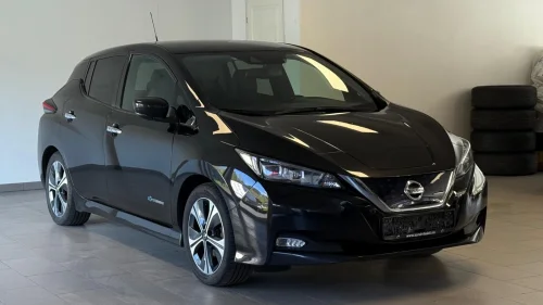 NISSAN Leaf 40kWh 40kWh Tekna Propilot Bose 360 ACC EPedal EU-2027 1 Eier