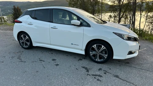 NISSAN Leaf 40kWh 40kWh Tekna