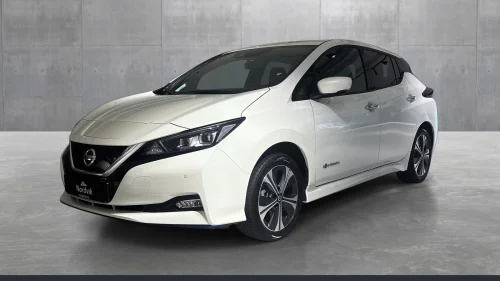 NISSAN Leaf 62kWh CC / Varme I Ratt / 360 Kamera / Lav Km