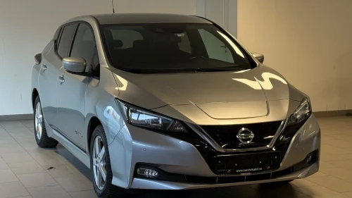 NISSAN Leaf 40kWh 40kWh N-Connecta E-Ped Autopilot ACC 360 Navi EU-12.27