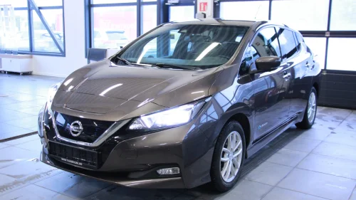 NISSAN Leaf 40kWh 40kWh Tekna ACC-360-s/v-forvarm