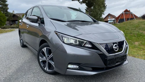 NISSAN Leaf 40kWh Tekna/Skinn/360/CarPlay/Keyless/FULLUTSTYRT/GARANTI