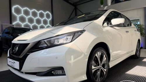 NISSAN Leaf 62kWh 62kWh | 385km | 360 kamera | PRO-Pilot-ACC | Euok