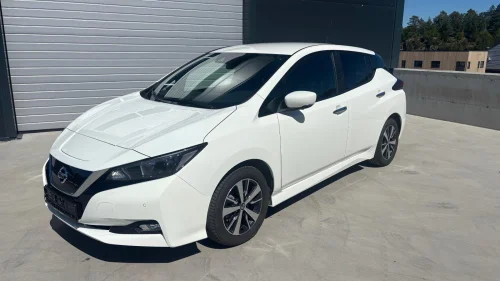 NISSAN Leaf 40kWh Leaf ACENTA 40 KWH KUN 19200 km