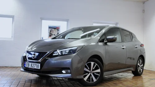NISSAN Leaf 40kWh 40KW / LAV KM+ACC+360 KAMERA+NAVI+E-PEDAL+EU OK 10/2026