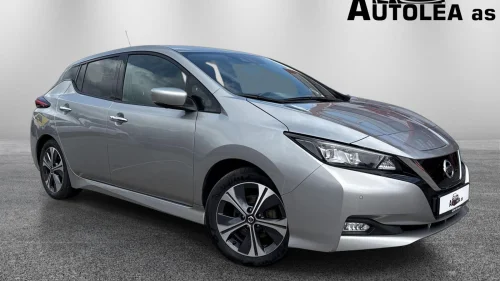 NISSAN Leaf 40kWh 40kWh N-Connecta E-pedal,ACC,360 kamera,navi, Lav KM
