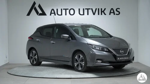 NISSAN Leaf 40kWh TEKNA/1 EIER/40kWh/270KM/NAVI/BOSE/360KAM/NY SERVICE