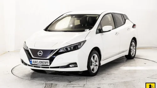 NISSAN Leaf 62kWh 62 KWH 215HK NAVI KAMERA VARMER