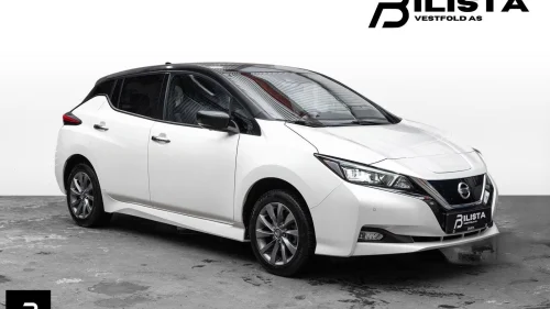 NISSAN Leaf 62kWh 62kWh 385km Tekna Navi Bose R.kam ACC Skinn 360