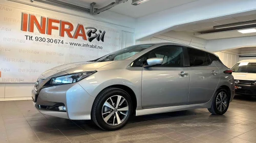 NISSAN Leaf 40kWh +ADAPTIVE CRUISE+VARME I RATT+KAMERA+NAVIG+MØRKE RUTER