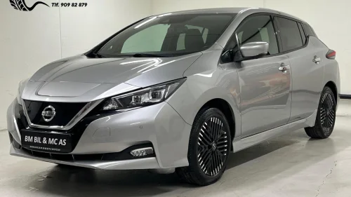 NISSAN LEAF 40kWh 40kWh-270Km WLTP/360kam/navi/Varme ratt/Mye utstyr