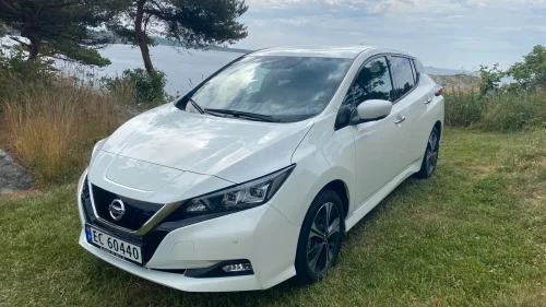 NISSAN LEAF 62kWh SE!62kWh.12mnd.nybilgar.N-Con.Delskinn.ACC.360.