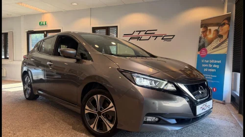 NISSAN LEAF 62kWh 62kWh / 8 nye dekk! / 1 eier / 360 kamera / Acc