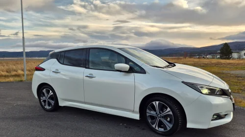 NISSAN Leaf 40kWh Tekna
