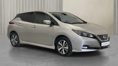 NISSAN LEAF 40kWh 40kWh / ACC / BT / NAVI / R.KAM / DAB / GARANTI