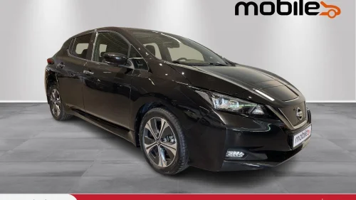NISSAN LEAF 40kWh 40kWh N-Connecta med mye utstyr, unik km og NY service!