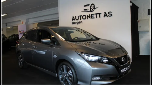 NISSAN Leaf 40kWh N-CONNECTA,VARMEPUMPE,360KAMERA.DAB+,2 SETT HJUL+++