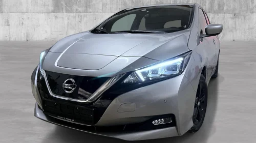 NISSAN LEAF 62kWh 62 KWh E+ N-CONNECTA/ ACC/ DEL SKINN/ KAMERA/ NAVI++