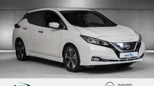 NISSAN LEAF 40kWh /40kWh/BLIS/NAVI/DAB+/VARMEPUMPE/KAMERA/++!