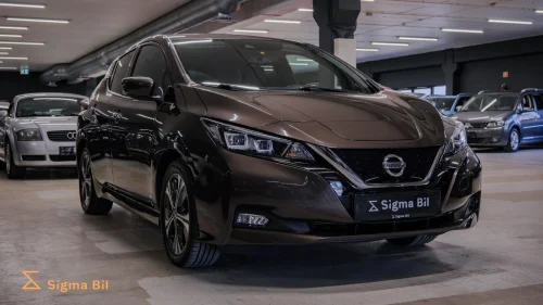 NISSAN LEAF 40kWh 40kWh 270WLTP N-connecta ACC 360 CarPlay DAB EU03/2028+