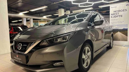 NISSAN LEAF 40kWh NAVI / ACC / 360KAM / BOSE / 40KWH