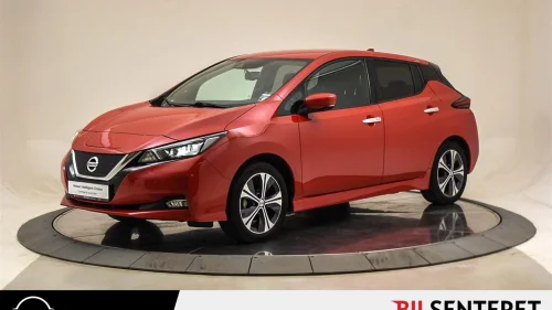 NISSAN LEAF 62kWh N-Connecta 62KWH 360 kamera, Navi, Bose + +