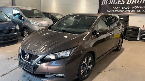 NISSAN LEAF 40kWh 40kWh N-Connecta 360g Ryggekamera Navi P sensor