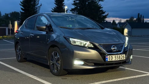 NISSAN LEAF 40kWh 40kWh Tekna/LAV KM/ACC/360/Filholder/Rattvarme/Bose/S+V