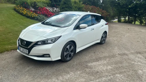NISSAN Leaf 40kWh 39kWh Tekna