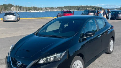 NISSAN LEAF 40kWh Nissan Leaf 2022 Ny service & 100 % batterihelse